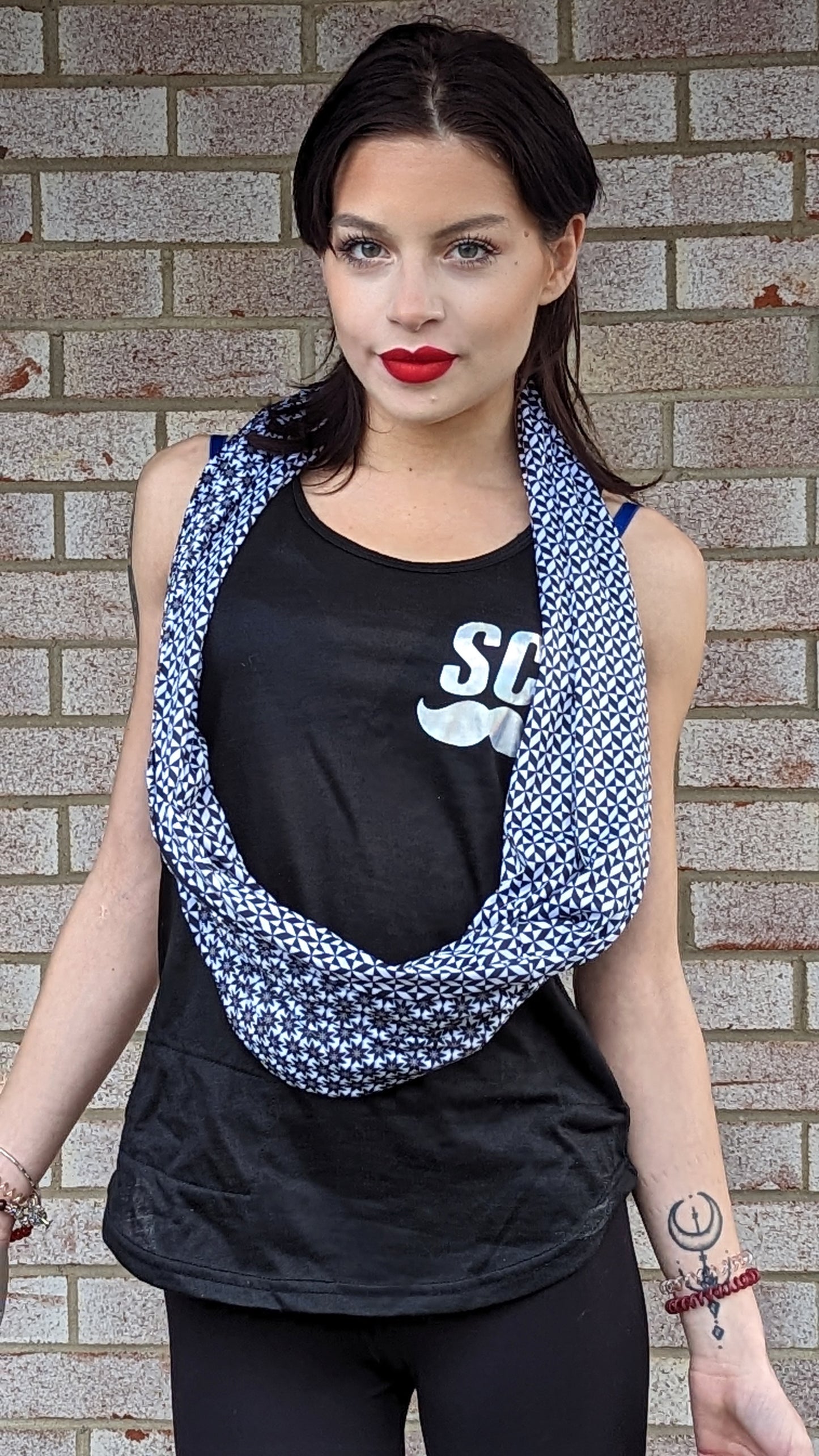 Black and white geometric art infinity scarft